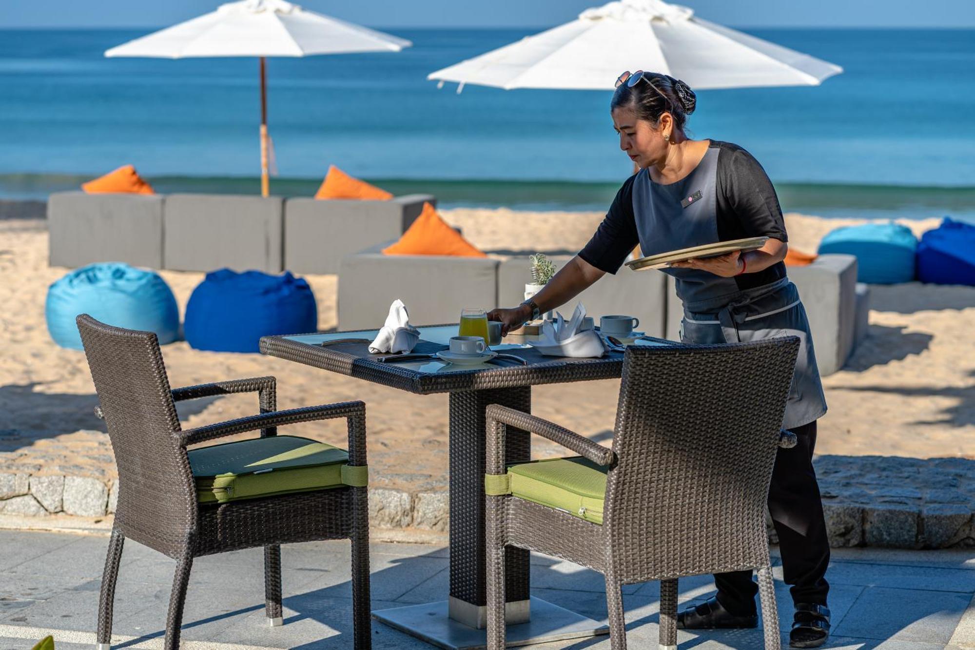 Aleenta Phuket - Phang Nga - The Leading Hotels Of The World Natai Beach Exteriör bild