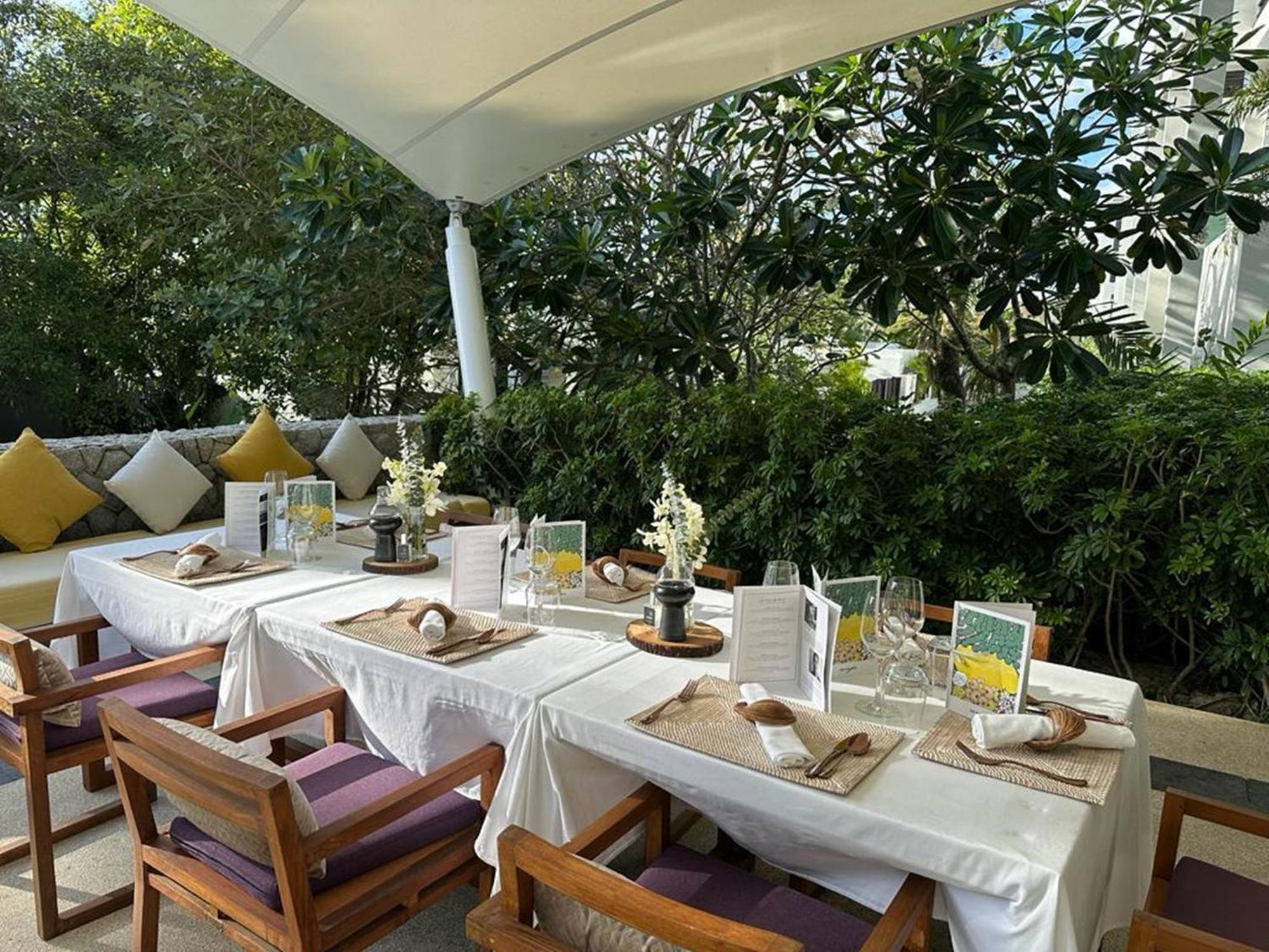 Aleenta Phuket - Phang Nga - The Leading Hotels Of The World Natai Beach Exteriör bild