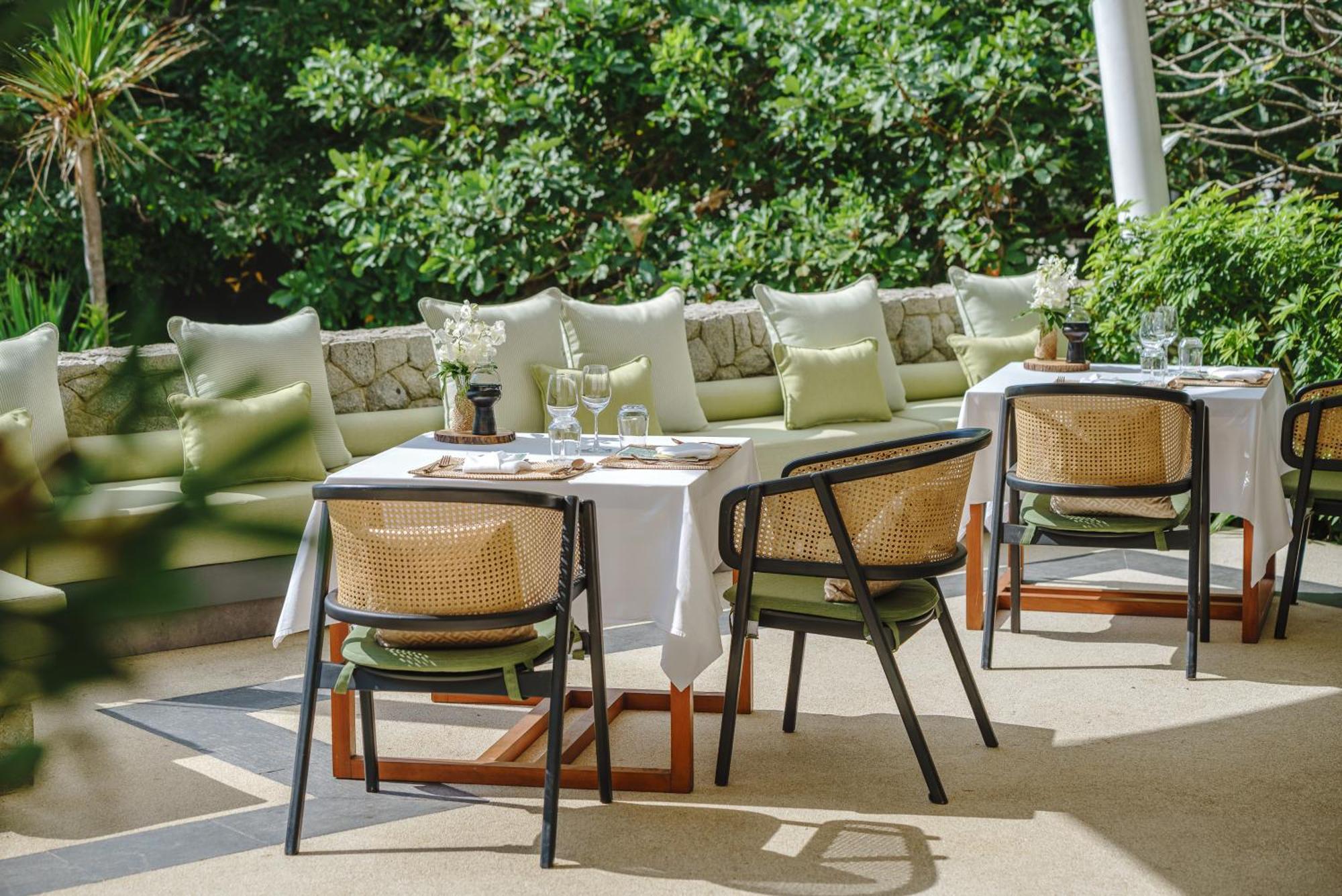 Aleenta Phuket - Phang Nga - The Leading Hotels Of The World Natai Beach Exteriör bild